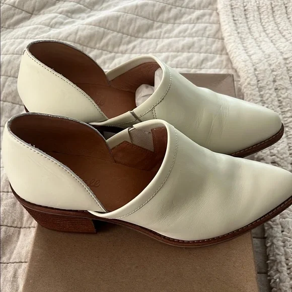 Madewell Cream Leather Flats - Picture 3 of 3